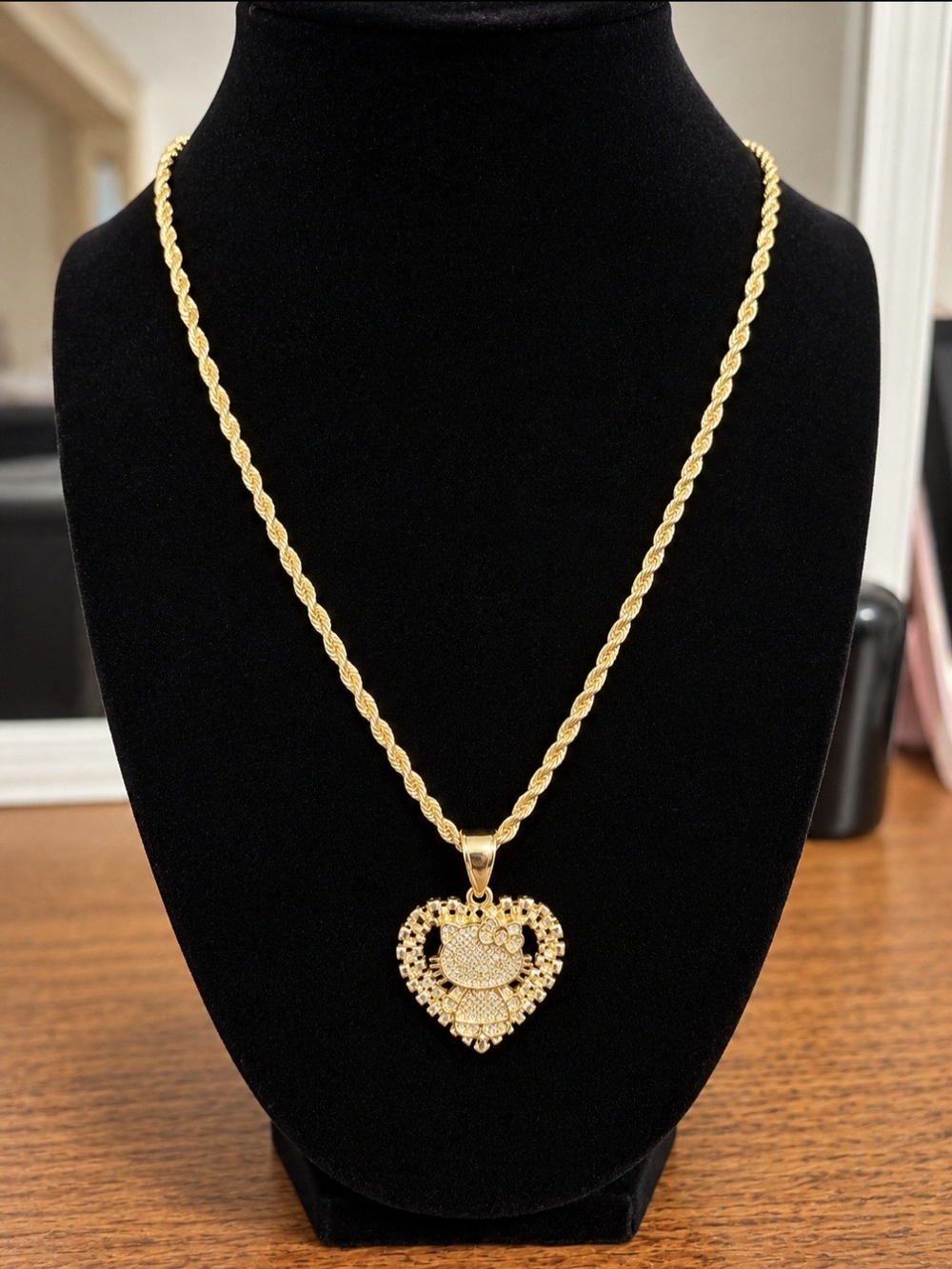 Gold Kitty Cat Heart Necklace – Tarnish Resistant Rope Chain
